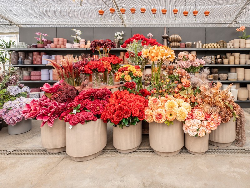 Cretti Garden Center: da oltre 60 anni le serre della famiglia Cretti ospitano piante di ogni genere e stagione. Cretti Egidio | Decorazione